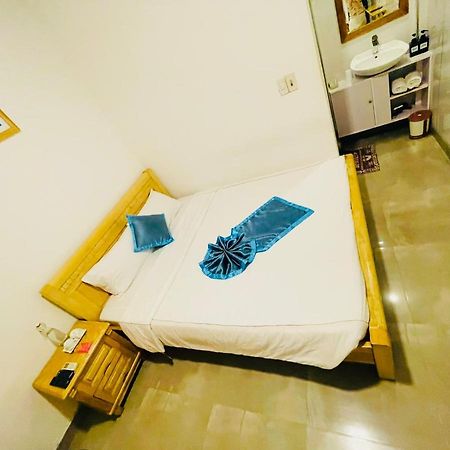 Shark Hostel Хюэ Экстерьер фото