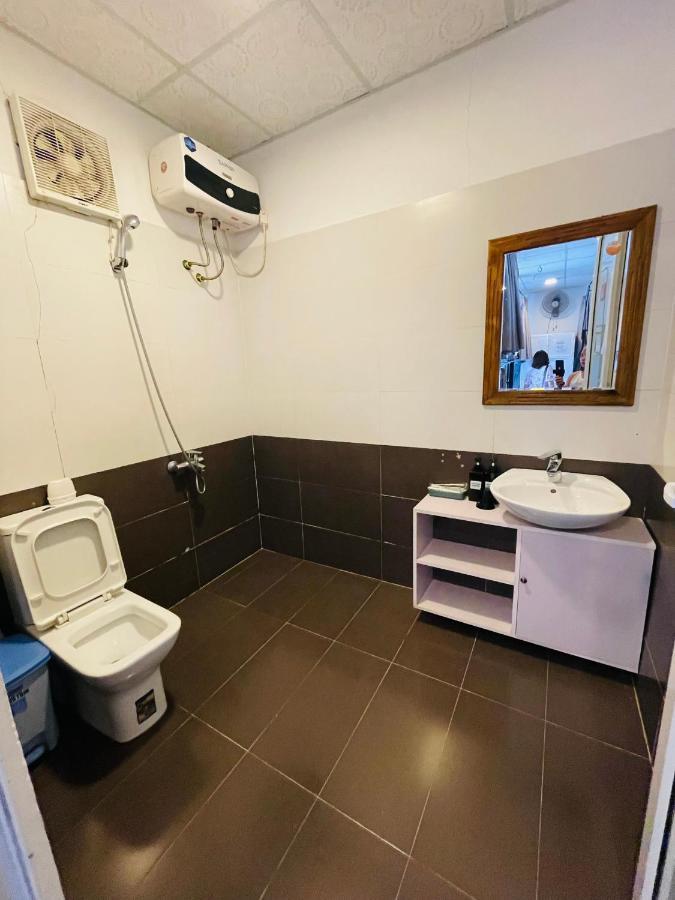 Shark Hostel Хюэ Экстерьер фото