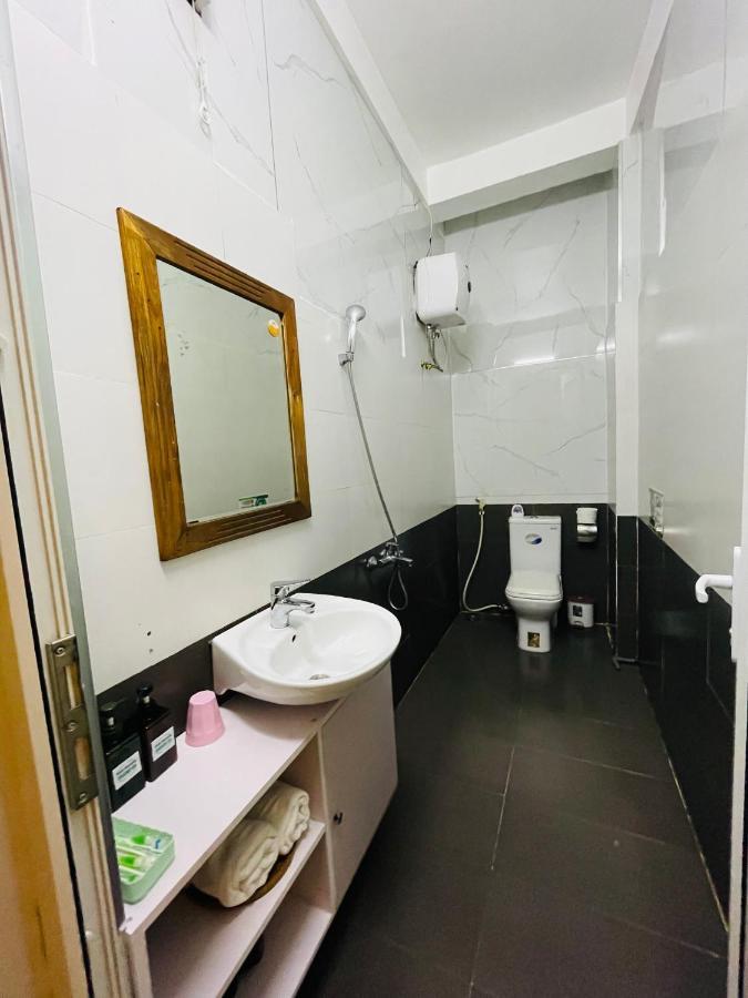 Shark Hostel Хюэ Экстерьер фото