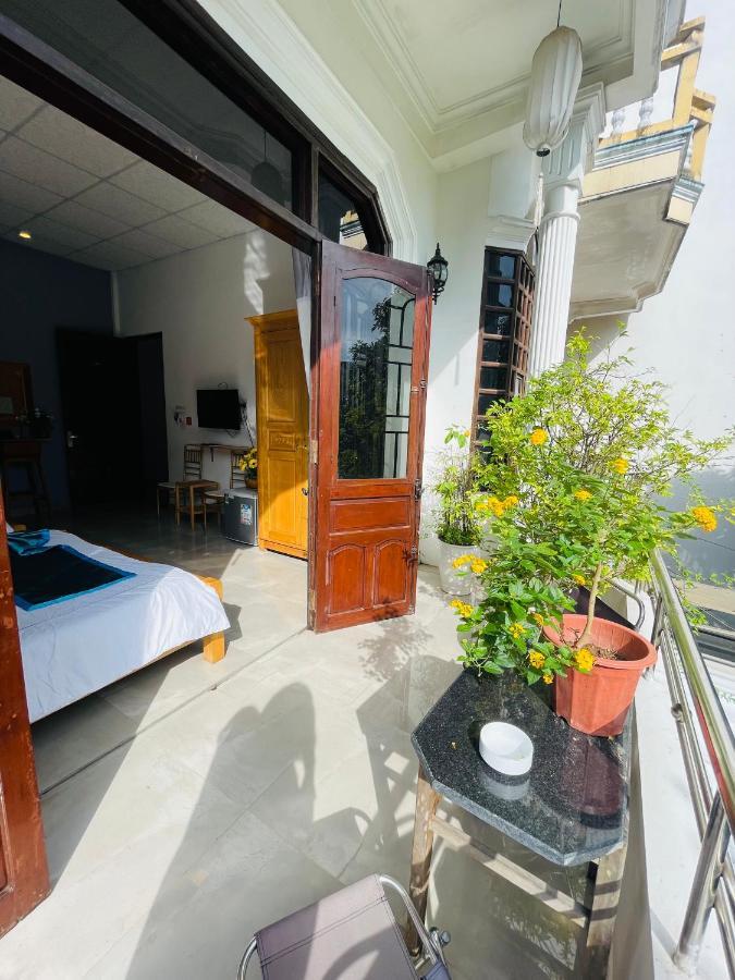 Shark Hostel Хюэ Экстерьер фото